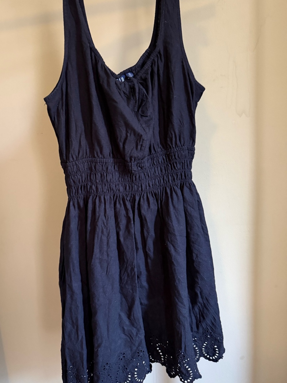GAP Black Sleeveless Mini Dress with Eyelet Hem in TALL